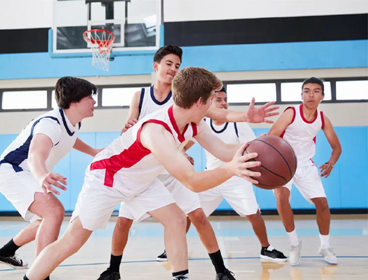 5 beneficios de que los niños practiquen deportes